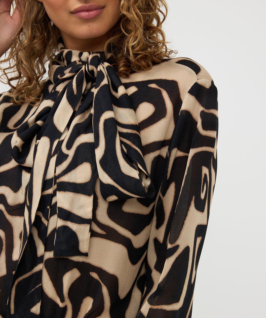 Esqualo Blouse Shawl Collar Harmony