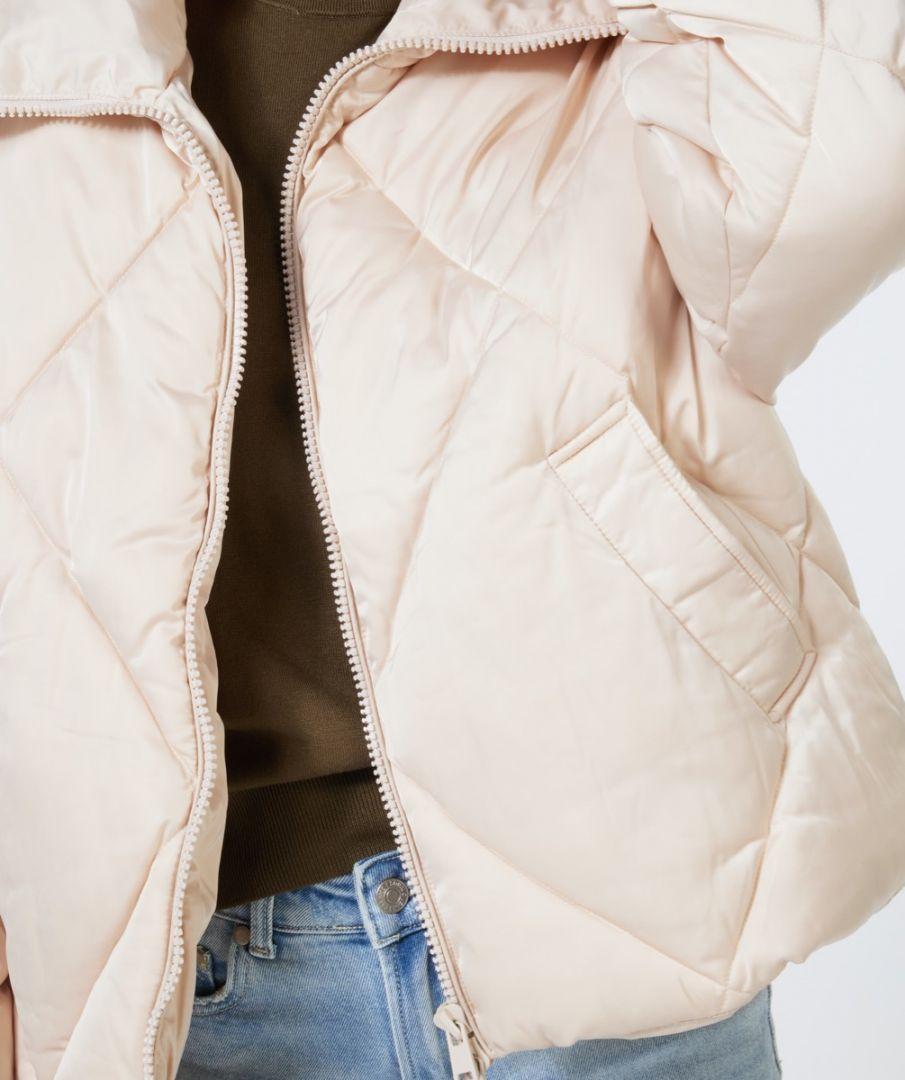 Esqualo Coat Short Quilted