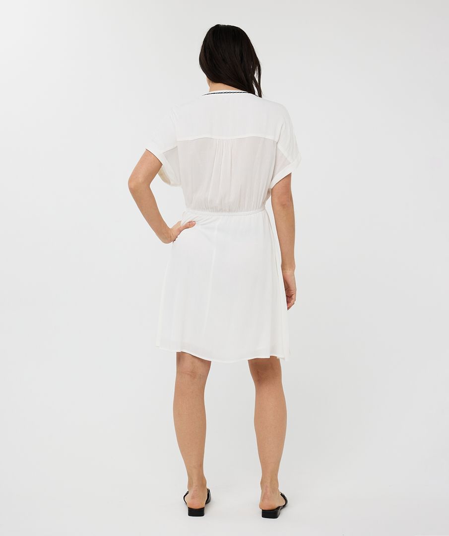Esqualo Dress Crinkle Embroidery