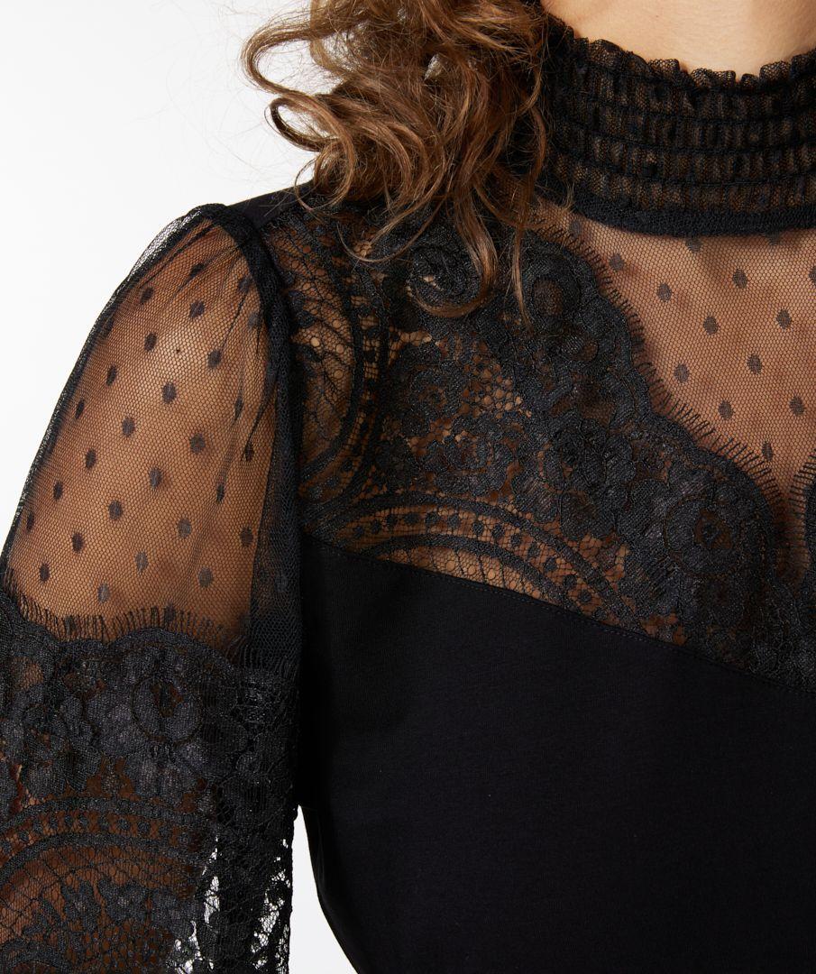 Esqualo Top Fancy Lace