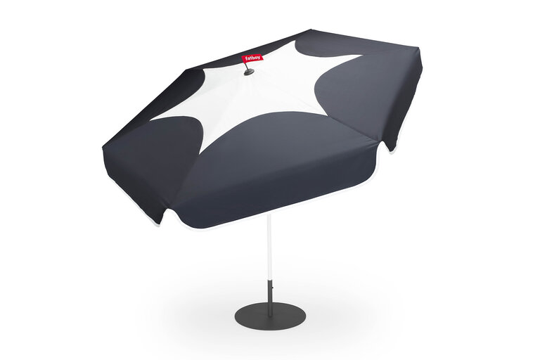 fatboy Sunshady + base Parasol zwart ø 300x242 (excl. top vlag) cm