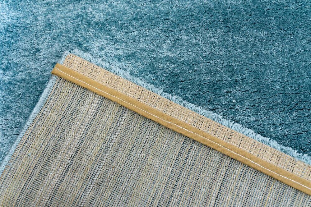 Flycarpets Bolana Vloerkleed - Effen Modern - Lichtblauw