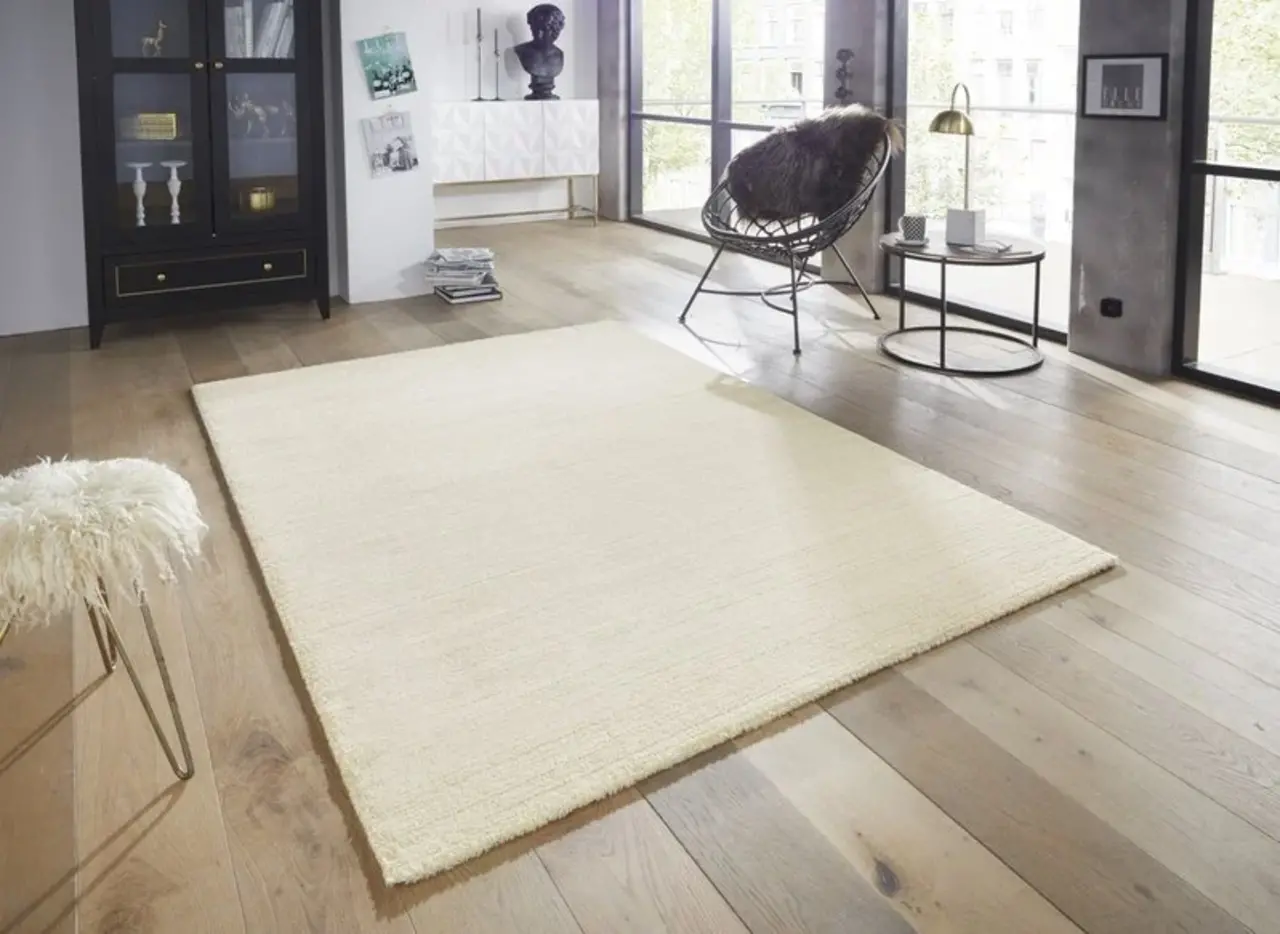 Flycarpets Elle Decoration - Modern Design Vloerkleed - Laagpolig - Effen - Crème