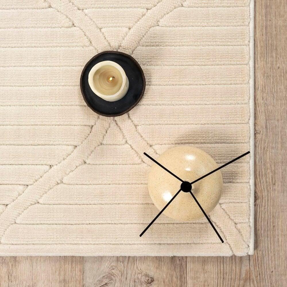 Flycarpets Laagpolig Vloerkleed Delia - Barok Design - Beige