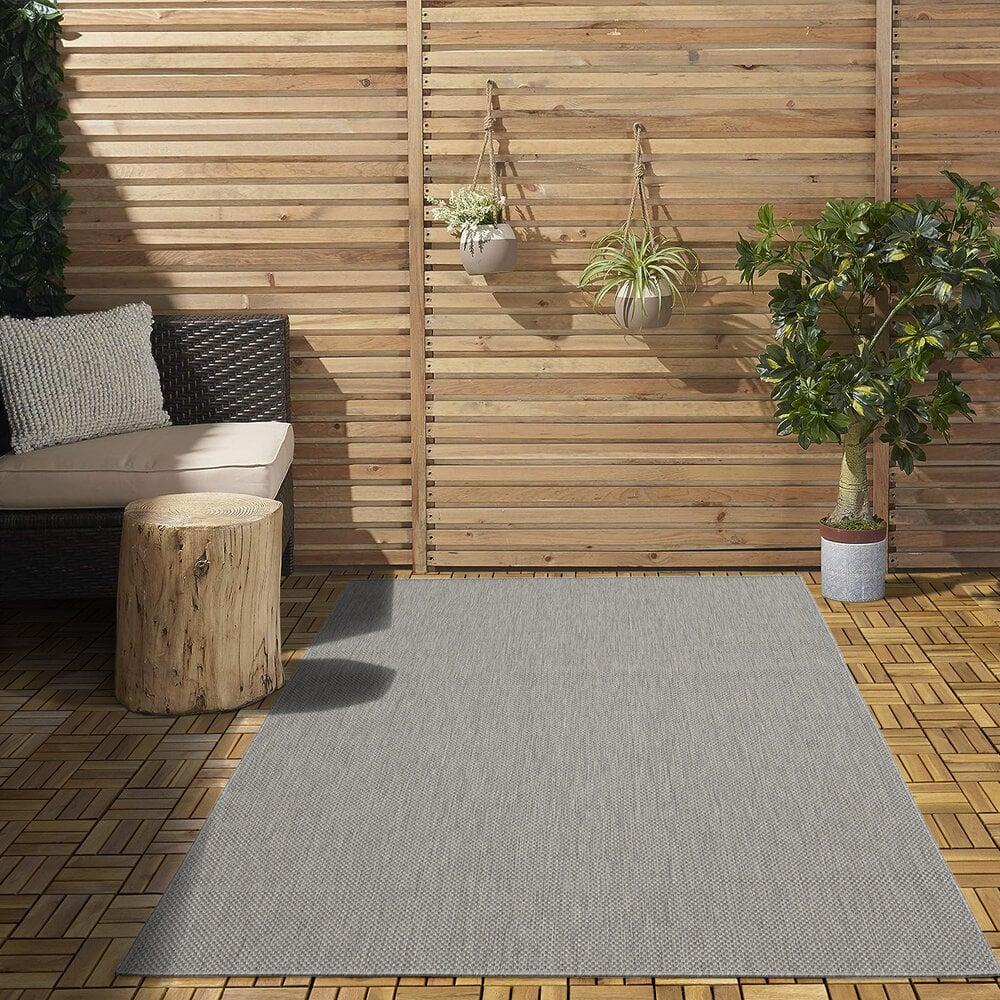 Flycarpets Nilus Laagpolig Effen Zilver Vloerkleed - Indoor En Outdoor