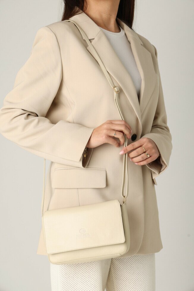 Fred De La Bretoniere Crossbody Bag Giulia Off White