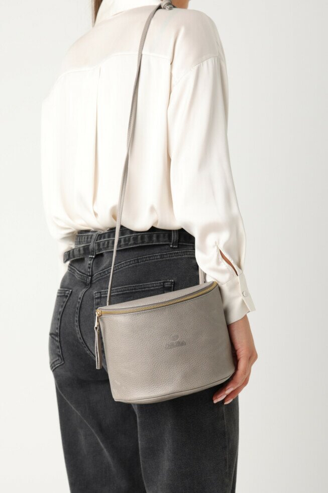 Fred De La Bretoniere Crossbody Bag Marianneke Grijs