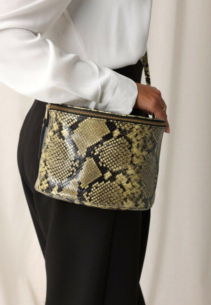 Fred De La Bretoniere Crossbody Tas Marianneke L Mosgroen