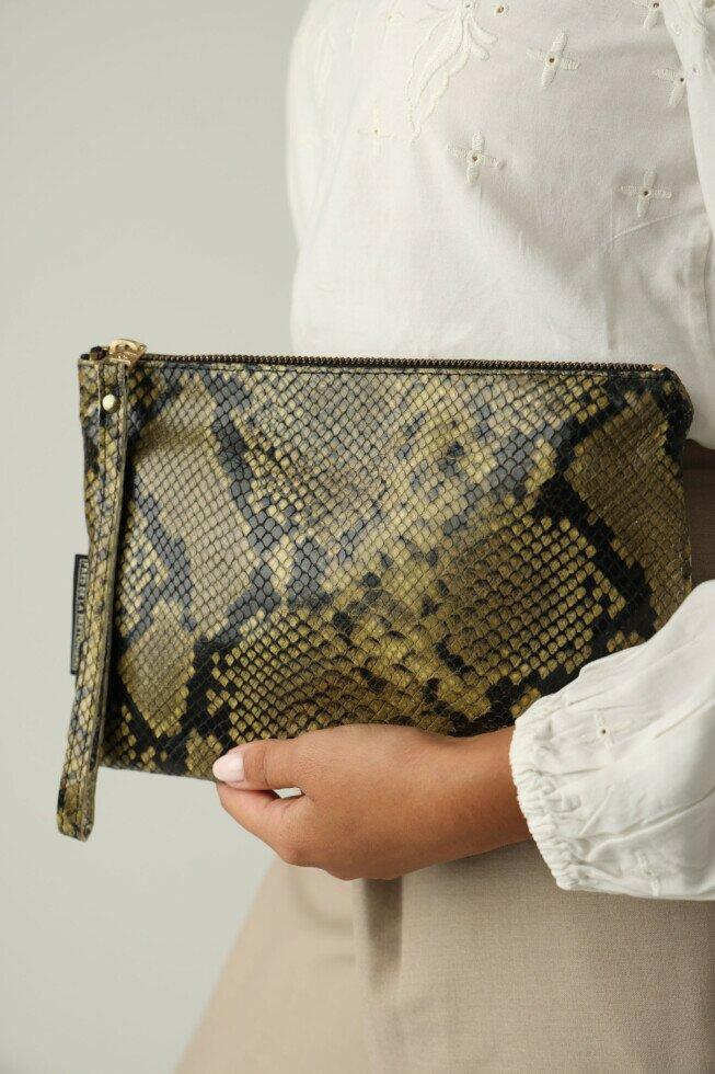 Fred De La Bretoniere Clutch Donkergroen