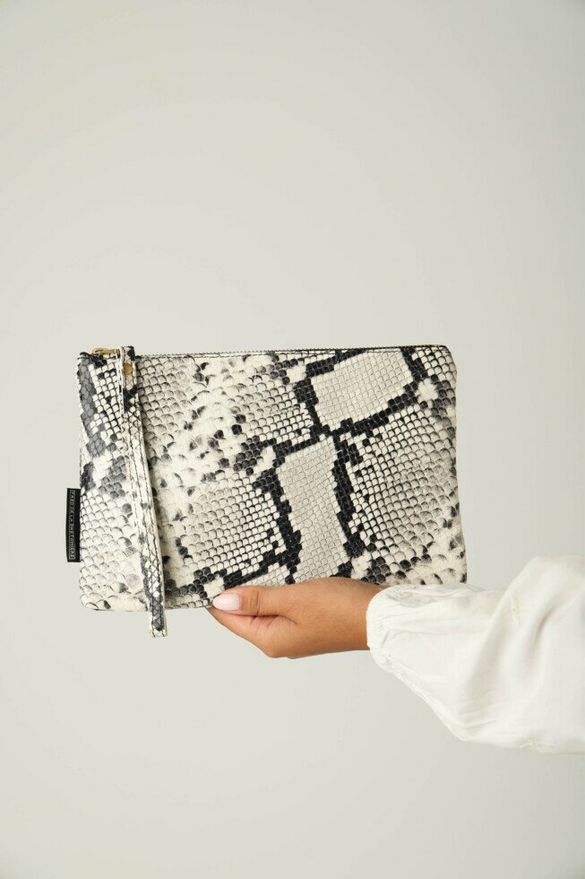 fred de la bretoniere Clutch Off White