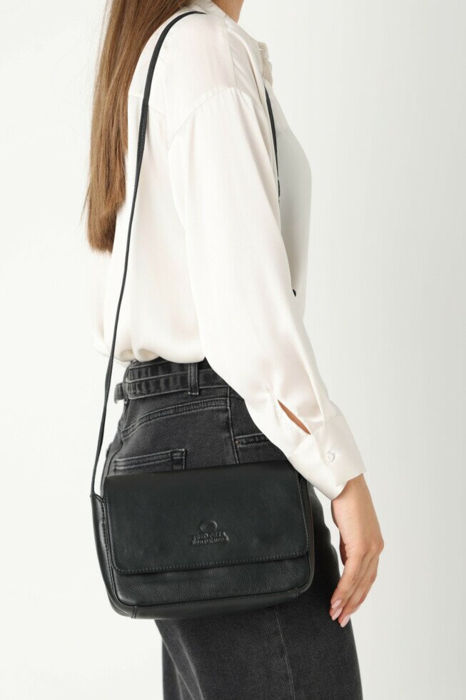 Fred De La Bretoniere Crossbody Bag Giulia Black