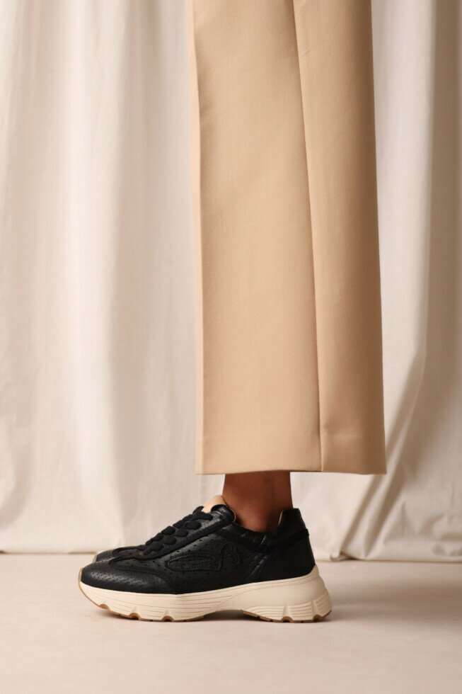 Fred De La Bretoniere Sneaker Mariola Raffi Zwart