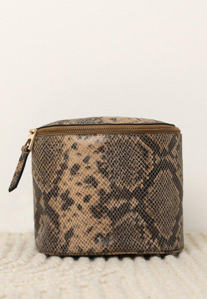 fred de la bretoniere Limited Fred | Marianneke Zwart/Beige