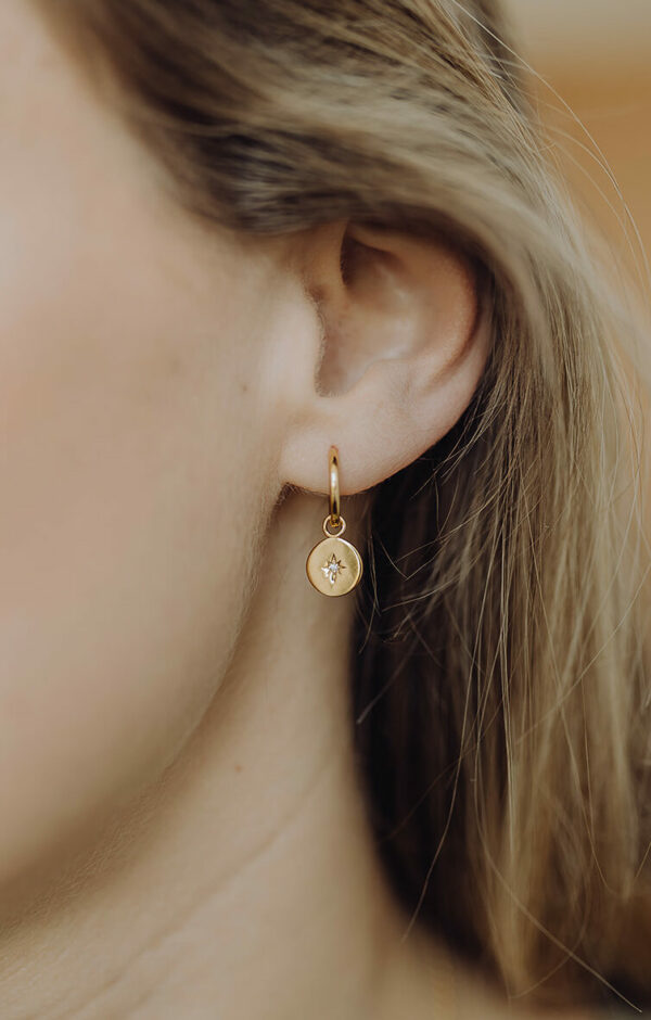 gftd Creolen met Diamond Star hanger