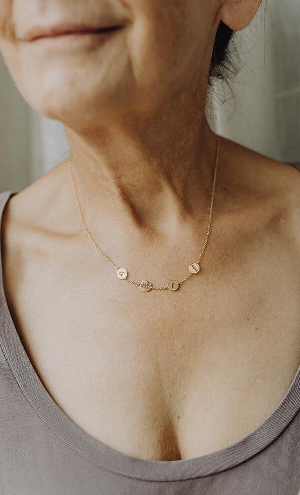 gftd Ontwerp je ketting met 4 bedels