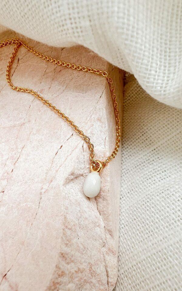 gftd Moedermelk – Mini Druppel edelsteen ketting – Moedermelkjuweel