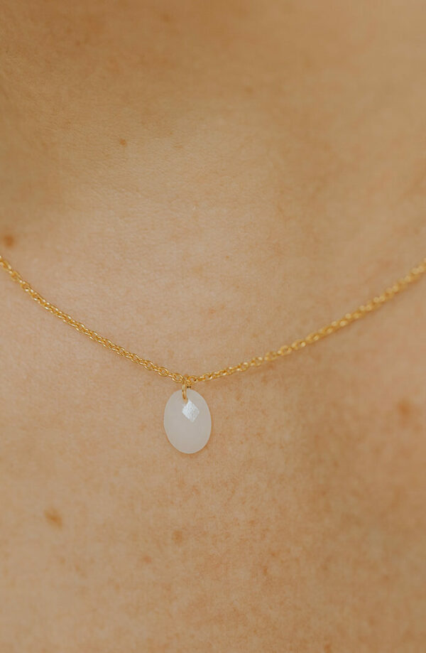 gftd Moedermelk – Ovaal edelsteen ketting – Moedermelkjuweel