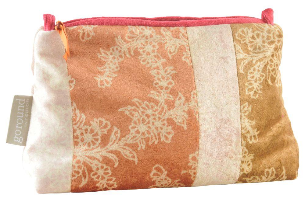 goround interior Etui Marcia PA