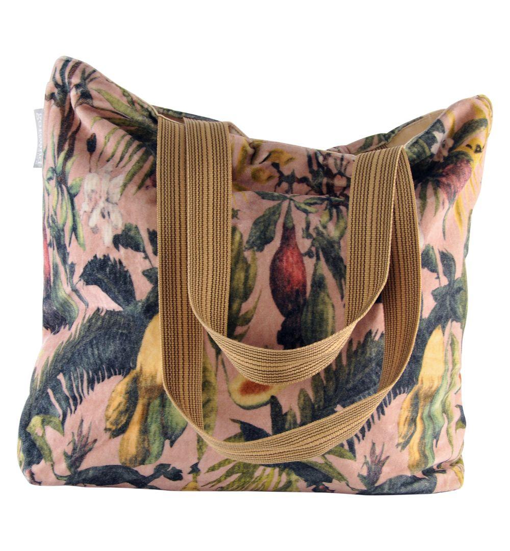 goround interior Tas Strelitzia