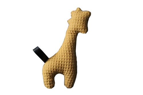 handmade by cassandra Handgemaakte Knuffel Giraf - Oker Geel