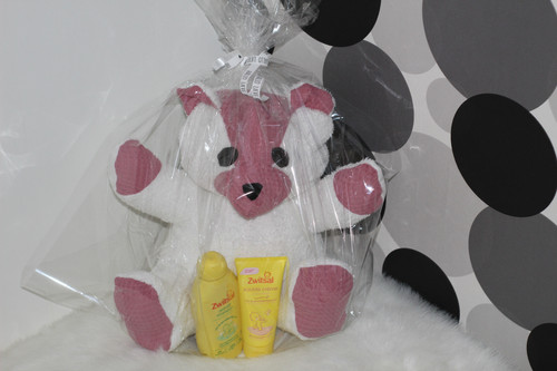 handmade by cassandra Kraamcadeaupakket: Knuffelbeer & Zwitsal – Liefdevol en uniek