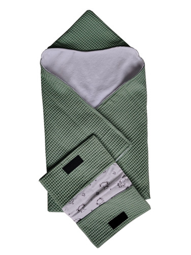 handmade by cassandra Perfecte Set: Wikkeldeken & Luieretui – Oud Groen