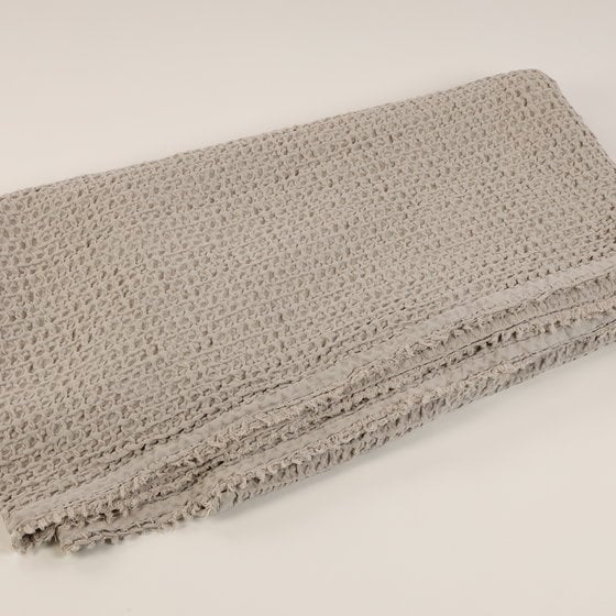 house in style Kos plaid