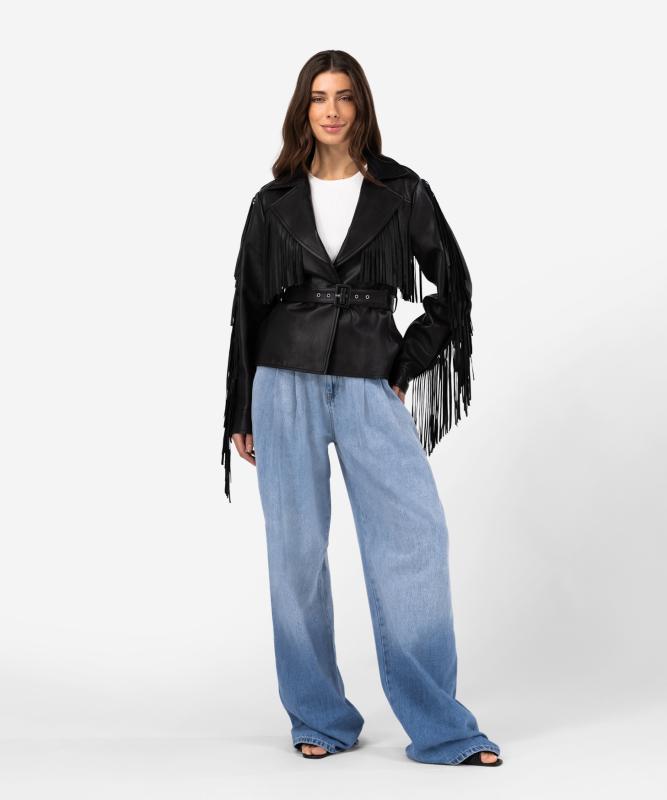 ibana Janelle | Black