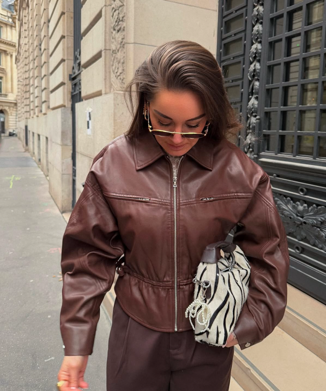 Ibana Jules | Hazelnut