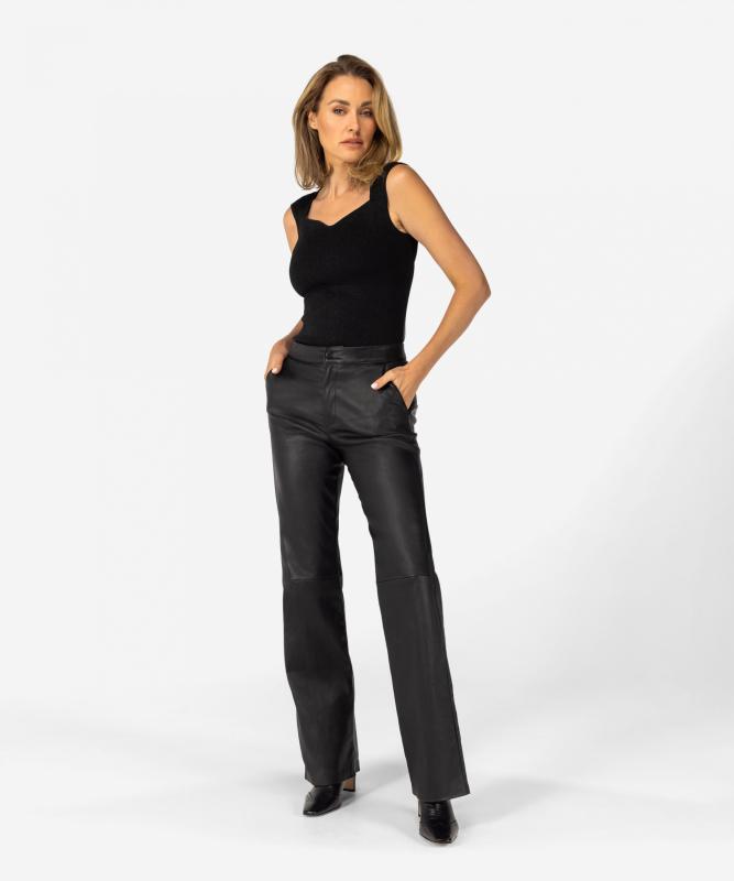 ibana Pallora | Black