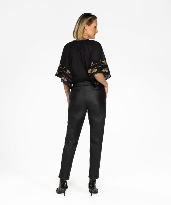 Ibana Pascal | Black