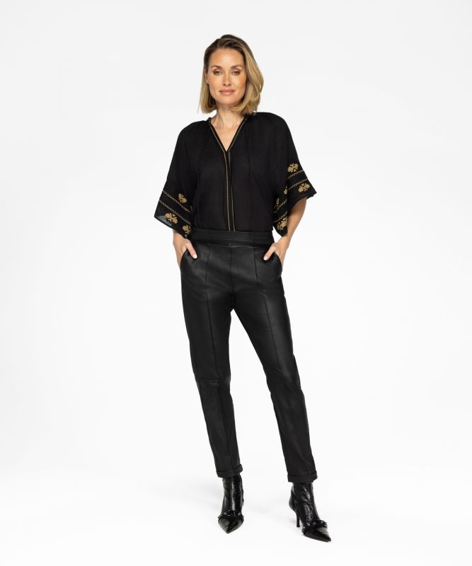 ibana Pascal | Black