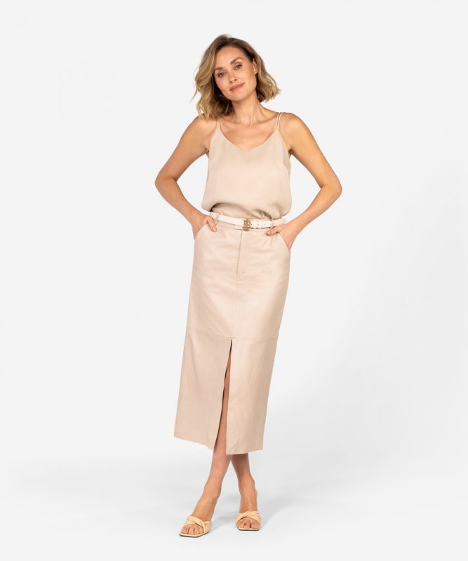 Ibana Steva | Almond White