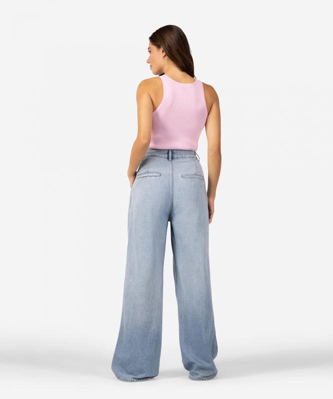 Ibana Tamora | Pinka