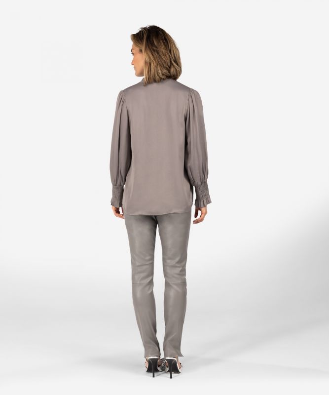 Ibana Thiago | Classic Grey