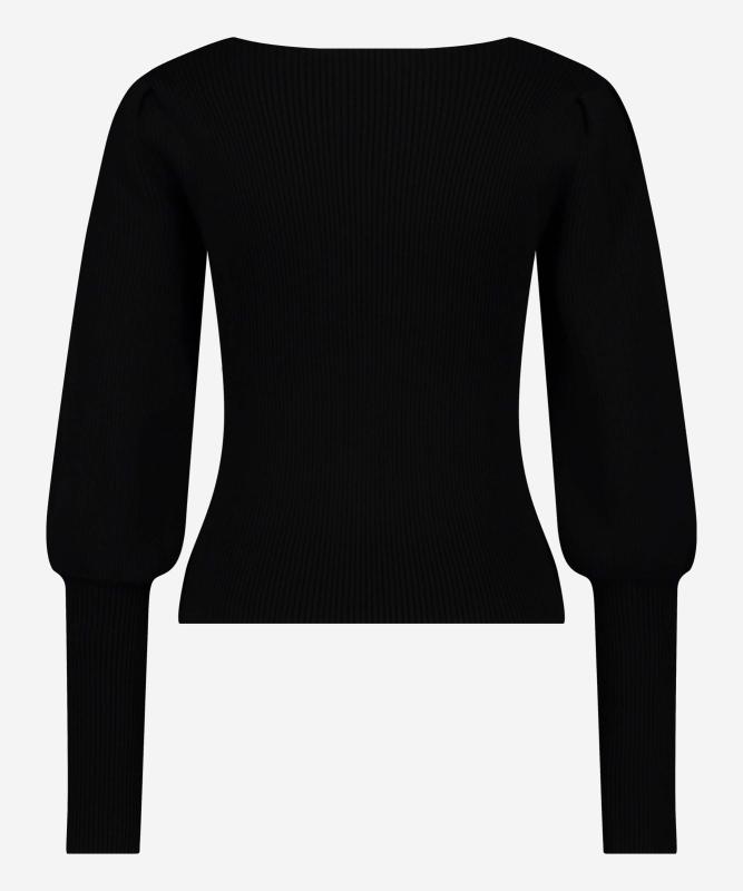 Ibana Thirza | Black