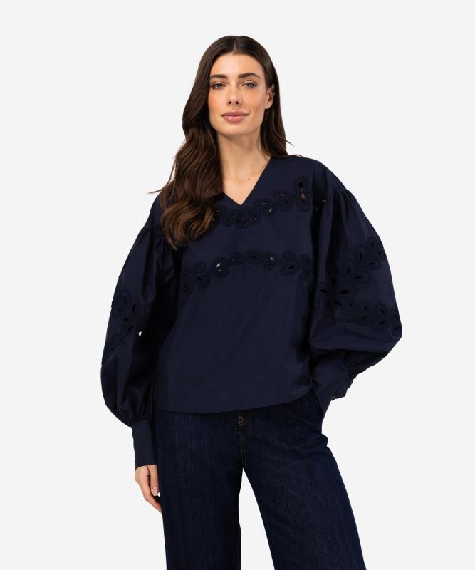 ibana Torin | Dark Sapphire