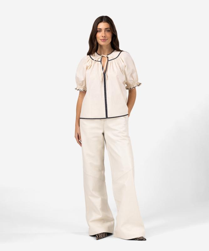 ibana Tuzy | Buttercream