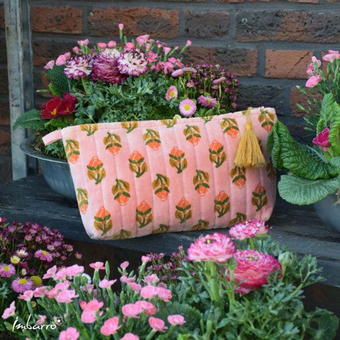 Imbarro Pouch Lovely Flowers