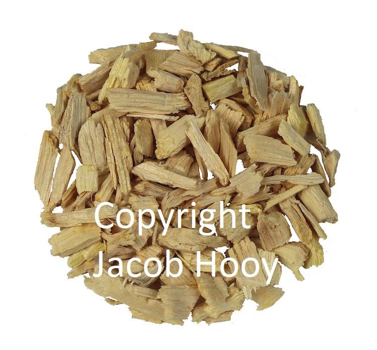 jacob hooy Quassiehout gesneden