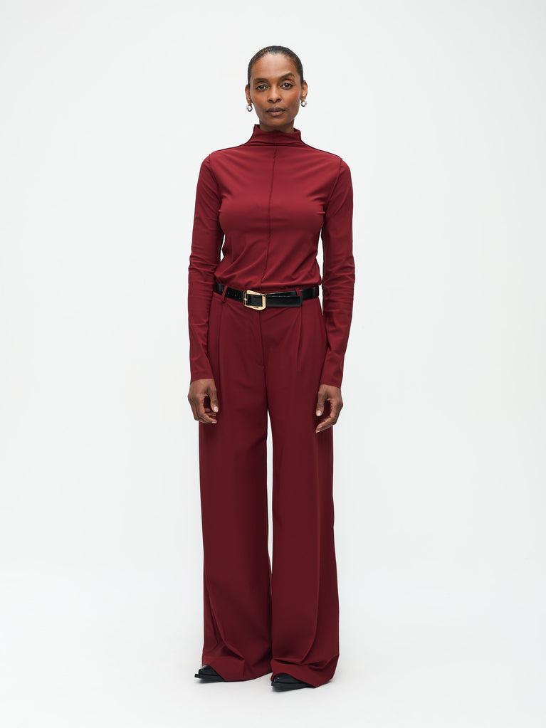 jane lushka Zara Top Technical Jersey Amaranto