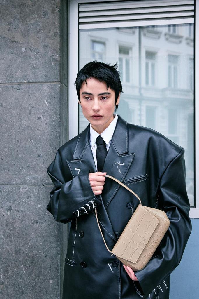 Kaai Ikon Clutch - Zacht Croco Klei Taupe