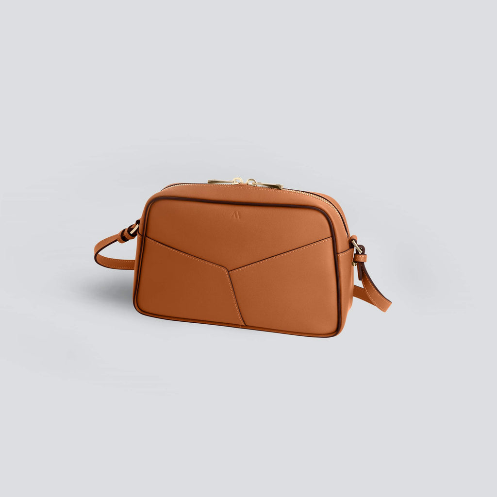 kaai Mini Bowler - cognac