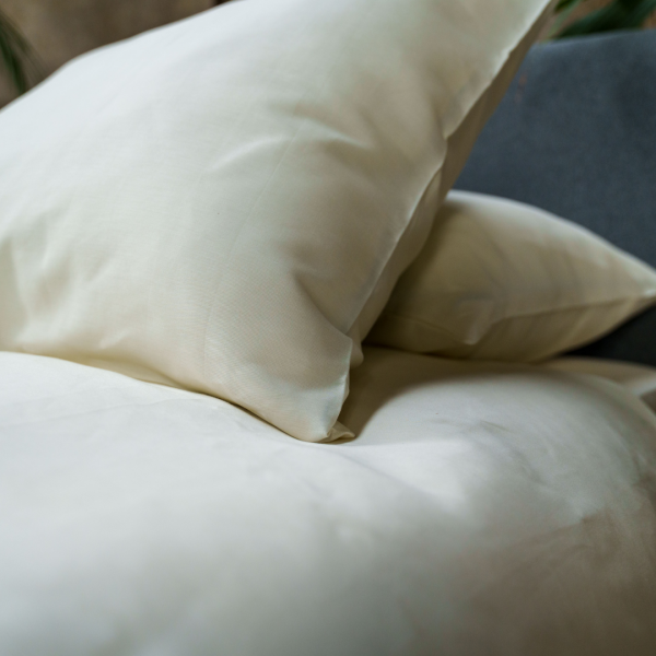 Kayori Kayori Dekbedovertrek Saya Katoensatijn - Offwhite