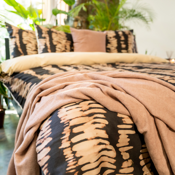 Kayori Kayori Chikuma Dekbedovertrek - Bruin