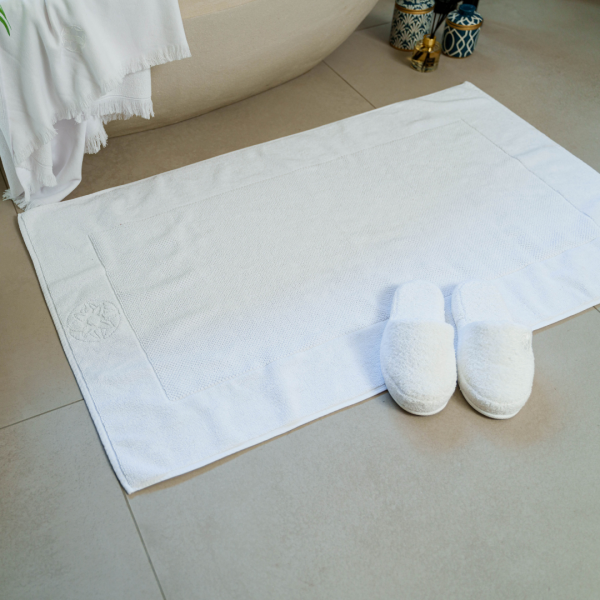 Kayori Kayori Yu Badmat - Wit