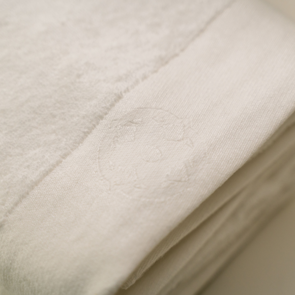 Kayori Taoru Badgoed - Wit