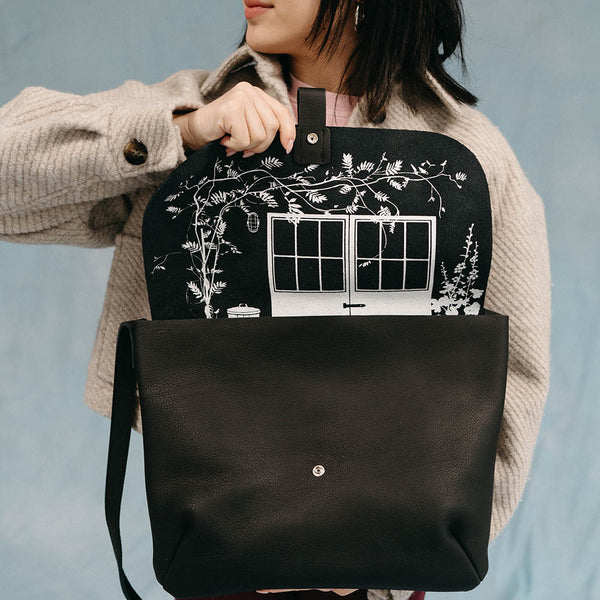 Keecie Back Yard - Black