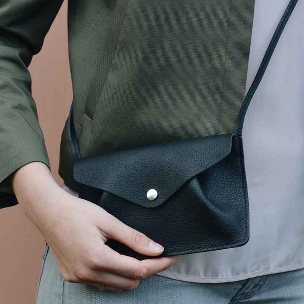 keecie Backing Vocals - Black