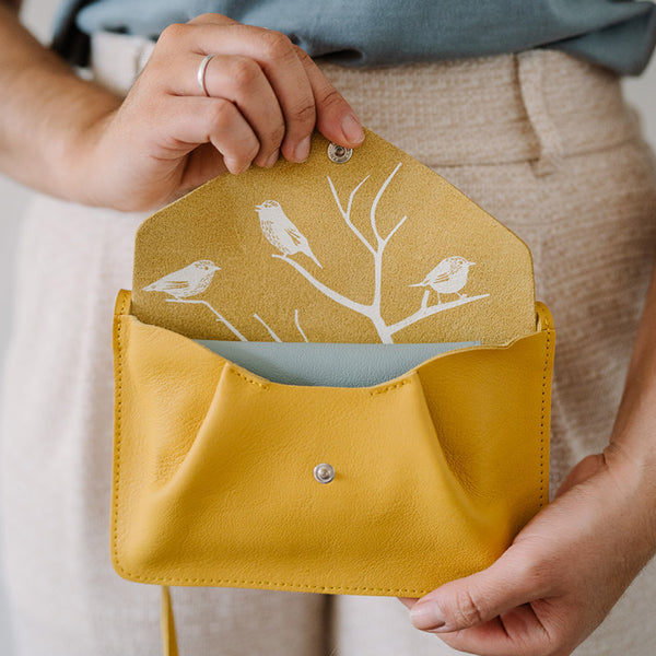 keecie Backing Vocals - Yellow